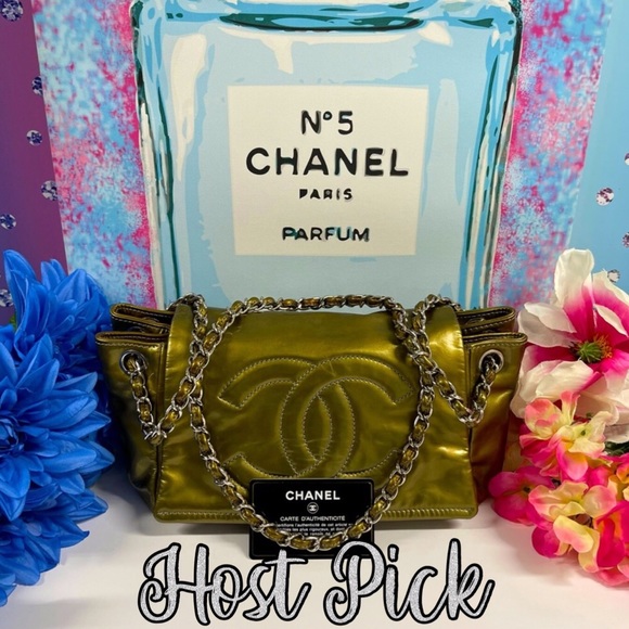 CHANEL Handbags - 👸🏻HOST PICK RARE CHANEL CC FLAP DOUBLE CHAIN SHOULDER BAG